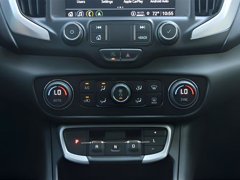 Used 2023 GMC Terrain SLE w/ Driver Convenience Package FWD image 19