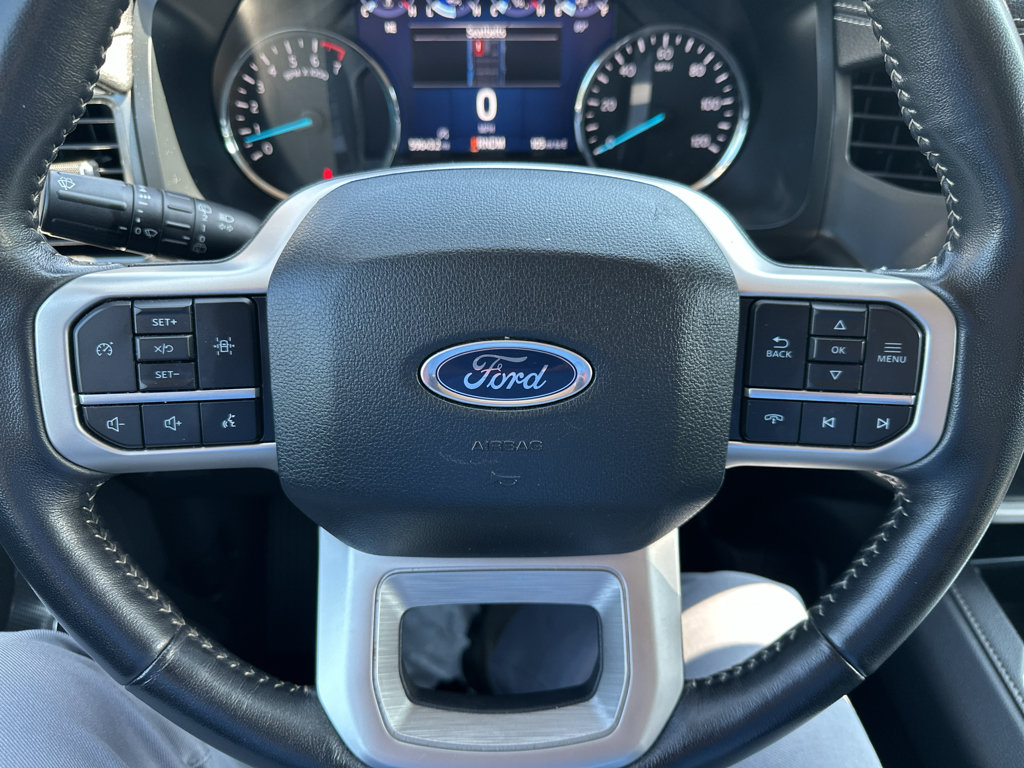 Used 2024 Ford Expedition XLT RWD image 11