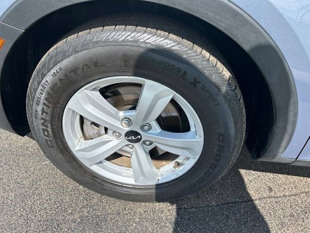 Used 2025 Kia Sorento LX FWD image 58