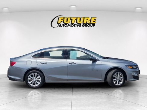 Used 2024 Chevrolet Malibu LT FWD image 3
