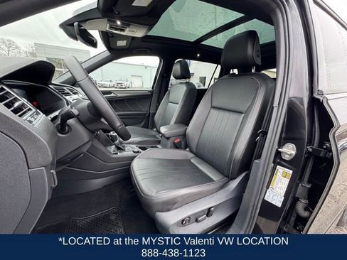 Certified 2022 Volkswagen Tiguan SE R-Line image 34