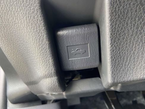 Used 2023 Toyota Camry SE image 27