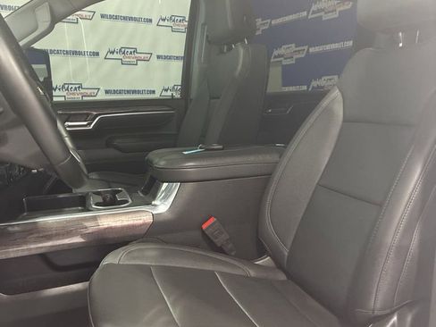 Used 2025 Chevrolet Silverado 2500 LTZ w/ LTZ Premium Package AWD/4WD image 16