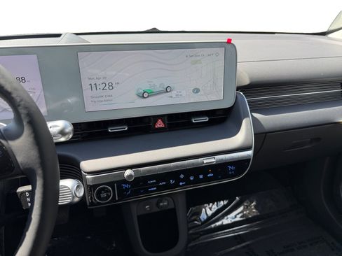 Certified 2024 Hyundai Ioniq 5 Limited image 12