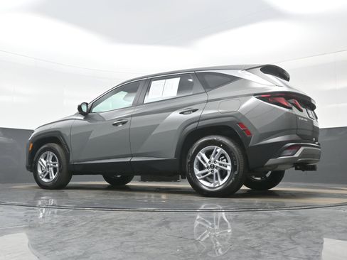 Certified 2026 Hyundai Tucson SE image 27