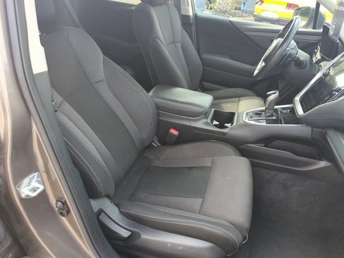 Used 2022 Subaru Outback Premium AWD/4WD image 36
