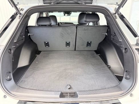 Used 2024 Chevrolet Equinox EV RS FWD image 29