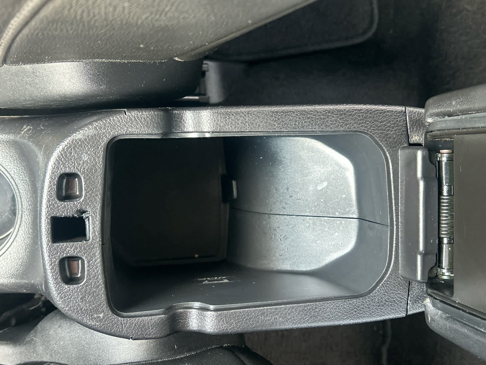 Used 2018 Jeep Compass Latitude w/ Popular Equipment Group FWD image 33