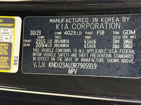 Used 2024 Kia Soul LX FWD image 36