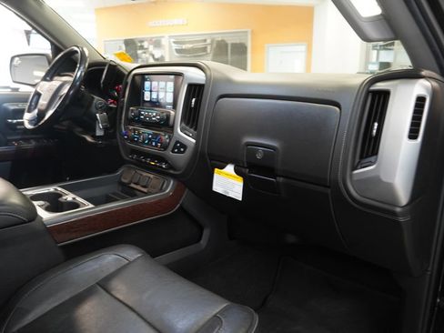 Used 2018 GMC Sierra 1500 SLT w/ SLT Premium Package AWD/4WD image 35