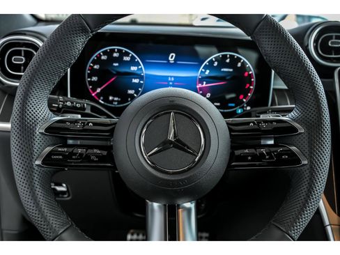 New 2026 Mercedes-Benz GLC 300 4MATIC image 12