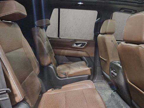 Used 2021 Chevrolet Tahoe High Country w/ Premium Package AWD/4WD image 20