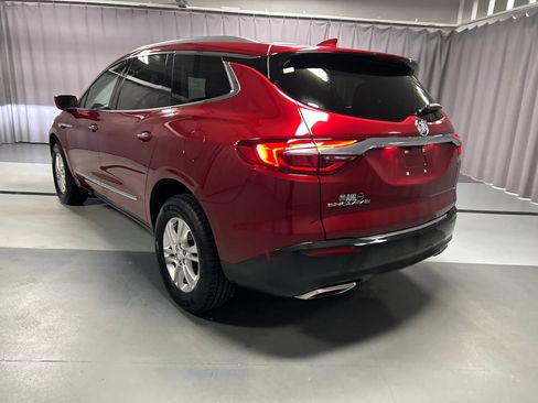 Used 2020 Buick Enclave Essence w/ Trailering Package, 5000 lbs. FWD image 5