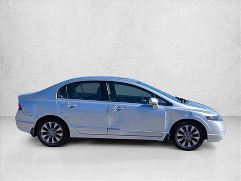 Used 2011 Honda Civic EX-L image 4