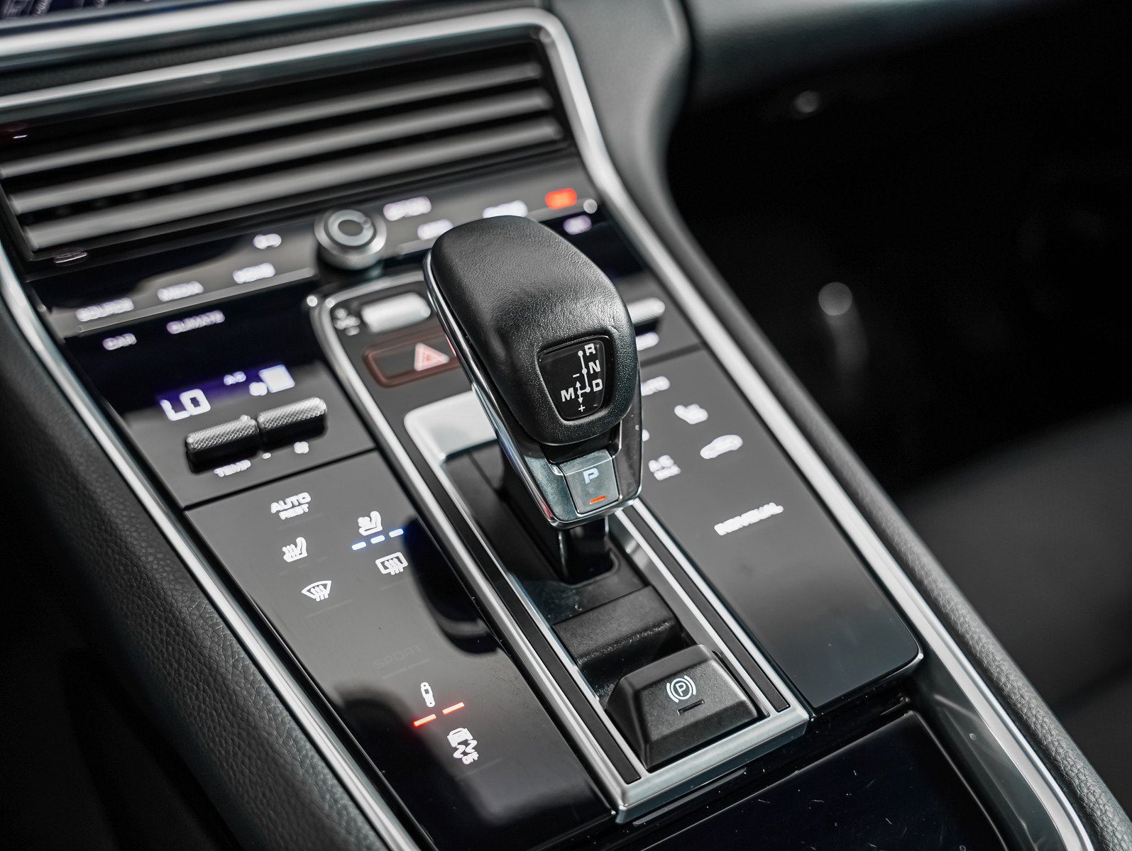 Certified 2023 Porsche Panamera 4 AWD/4WD image 20
