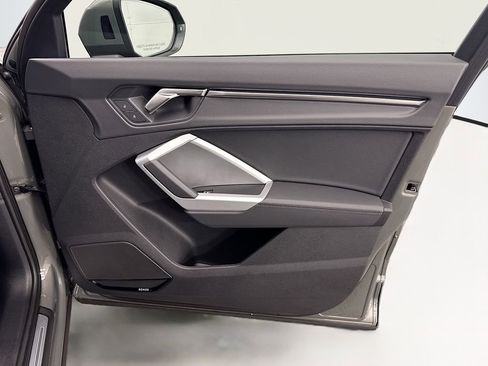 New 2025 Audi Q3 2.0T Premium image 23