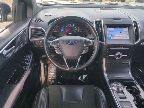 Certified 2019 Ford Edge ST w/ Convenience Package image 16