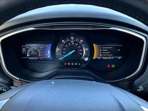 Used 2020 Ford Fusion Energi Titanium image 25