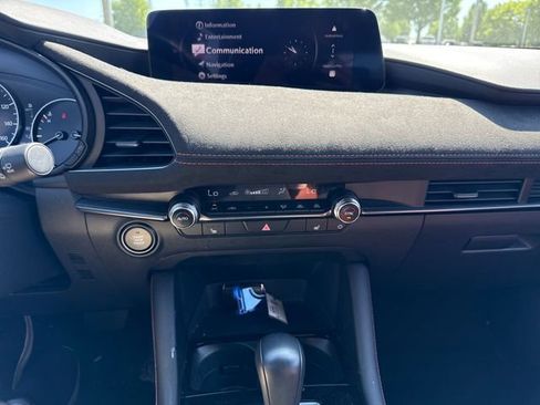 Used 2025 MAZDA MAZDA3 Carbon AWD/4WD image 24