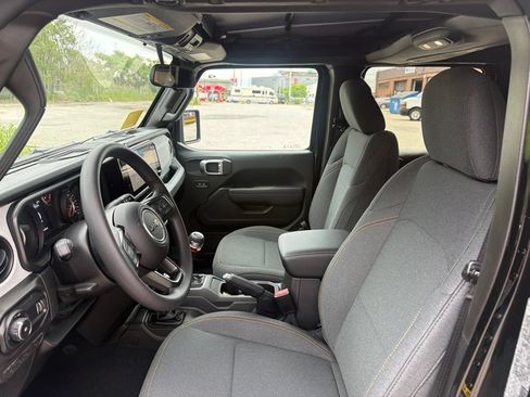 New 2026 Jeep Wrangler Unlimited Sport AWD/4WD image 18