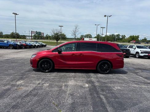 Used 2025 Honda Odyssey Sport-L image 2