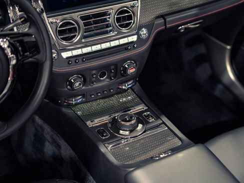 Used 2019 Rolls-Royce Dawn image 8