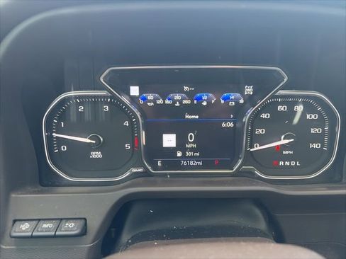 Used 2022 GMC Sierra 3500 Denali w/ Denali Ultimate Package image 13