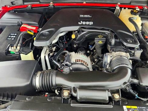 Used 2019 Jeep Wrangler Sport image 25