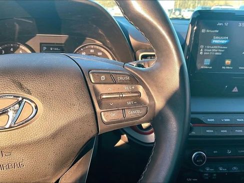 Used 2019 Hyundai Veloster 2.0 Premium image 11