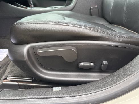 Used 2008 Chevrolet Impala LTZ image 16