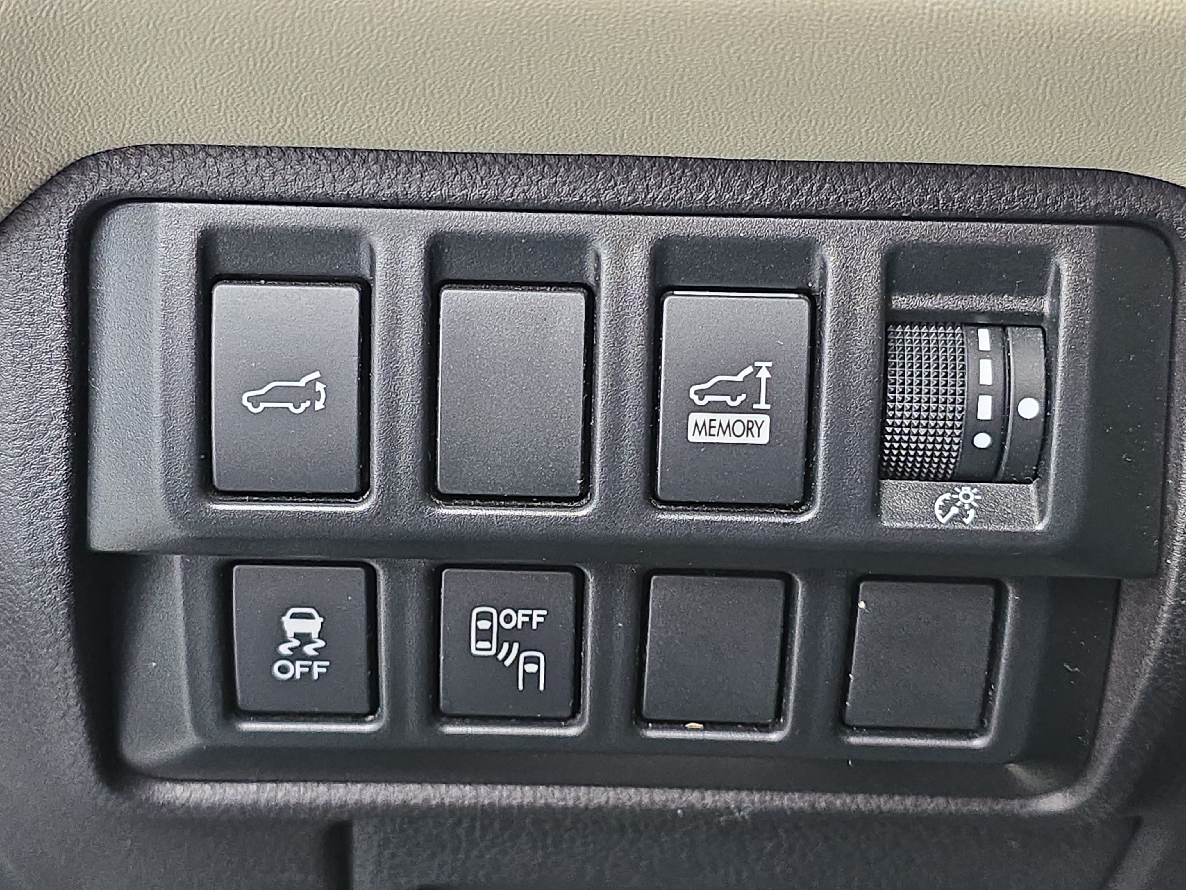 Used 2019 Subaru Ascent Limited AWD/4WD image 27