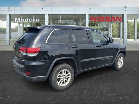 Used 2020 Jeep Grand Cherokee Laredo AWD/4WD image 5