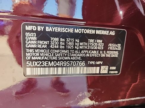 Used 2024 BMW X7 xDrive40i w/ Executive Package image 8