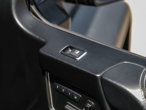 Used 2017 Mercedes-Benz G 550 Squared image 89
