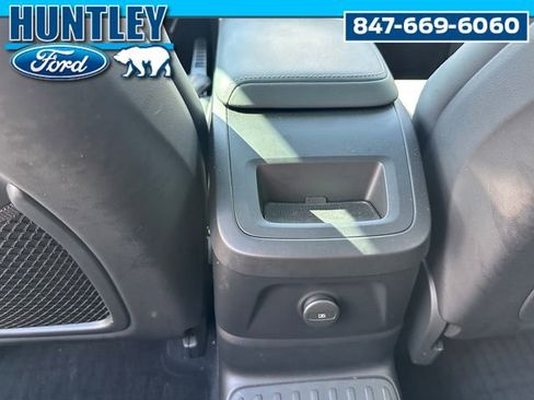 Used 2022 Volvo XC60 T8 R-Design w/ Advanced Package image 19