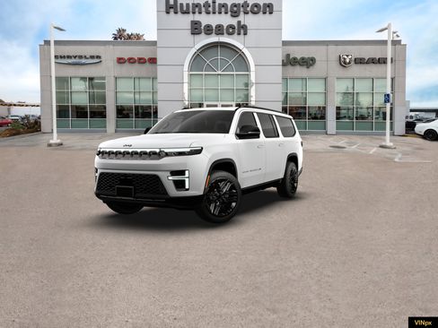 New 2026 Jeep Grand Wagoneer L Limited image 1