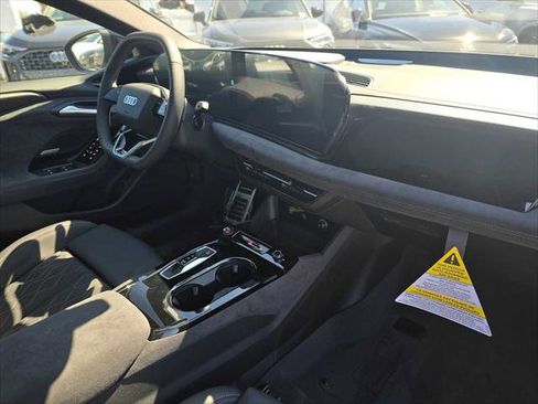 New 2025 Audi S6 e-tron Premium Plus image 12