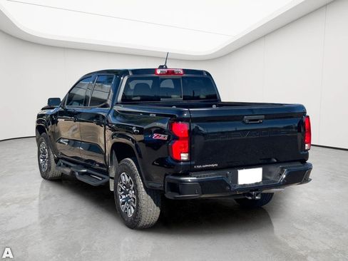 Used 2025 Chevrolet Colorado Z71 w/ Z71 Convenience Package 2 AWD/4WD image 4