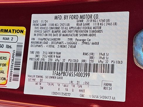 Used 2025 Ford Mustang GT RWD image 34