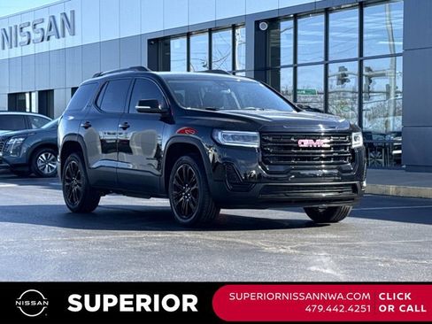 Used 2023 GMC Acadia SLE w/ Driver Convenience Package image 1