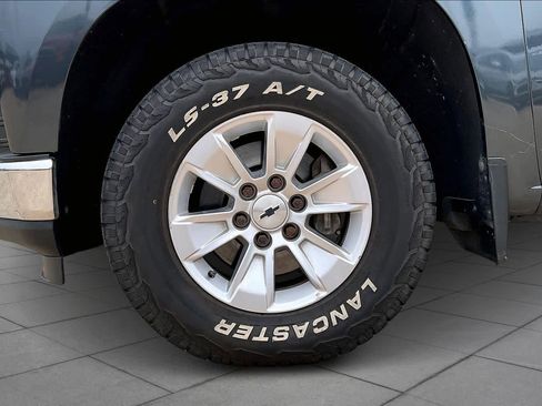 Used 2020 Chevrolet Silverado 1500 LT image 11
