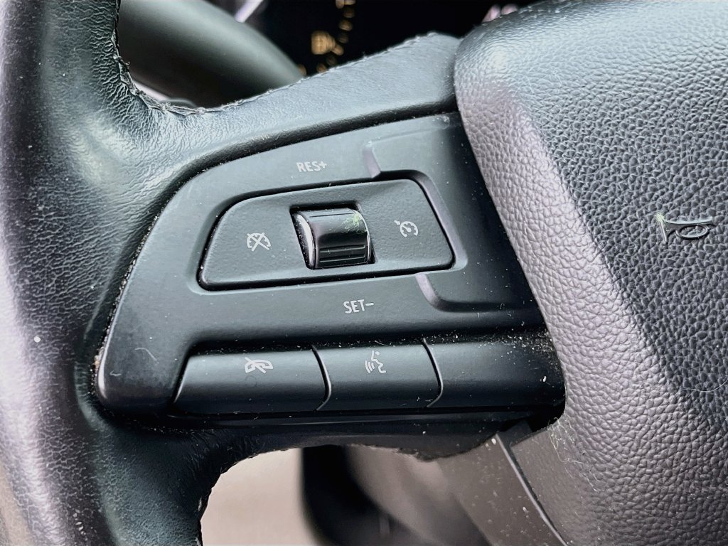Used 2019 Cadillac XT4 Luxury FWD image 19