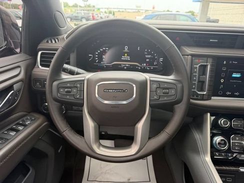 Used 2023 GMC Yukon Denali w/ Max Trailering Package AWD/4WD image 15
