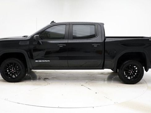Used 2024 GMC Sierra 1500 Pro w/ Graphite Edition image 5