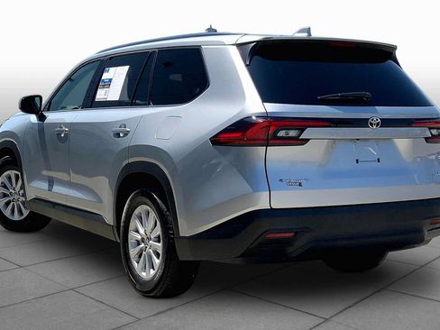 Used 2025 Toyota Grand Highlander AWD Hybrid image 12