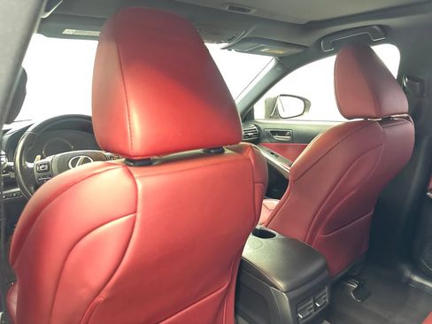Used 2018 Lexus IS 300 F Sport w/ F Sport Package RWD image 37