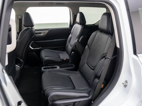 New 2027 INFINITI QX80 Luxe w/ Cargo Package AWD/4WD image 16