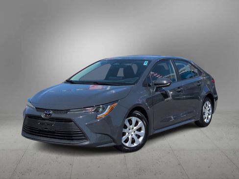 Used 2024 Toyota Corolla LE image 1