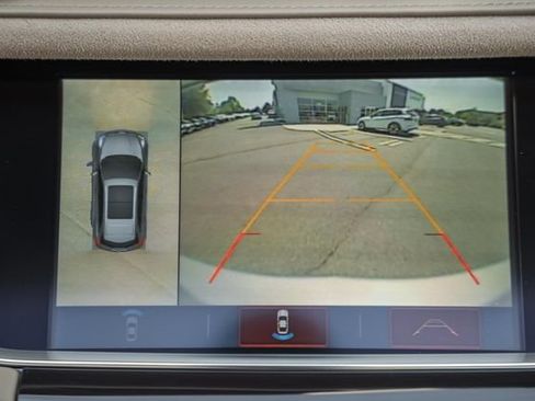 Used 2019 Cadillac XT5 Platinum AWD/4WD image 46