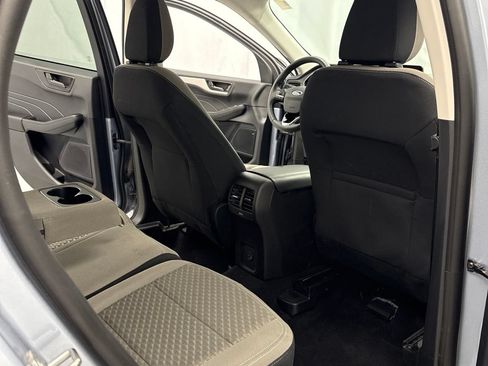 Used 2022 Ford Escape SE w/ SE Sport Appearance Package AWD/4WD image 28